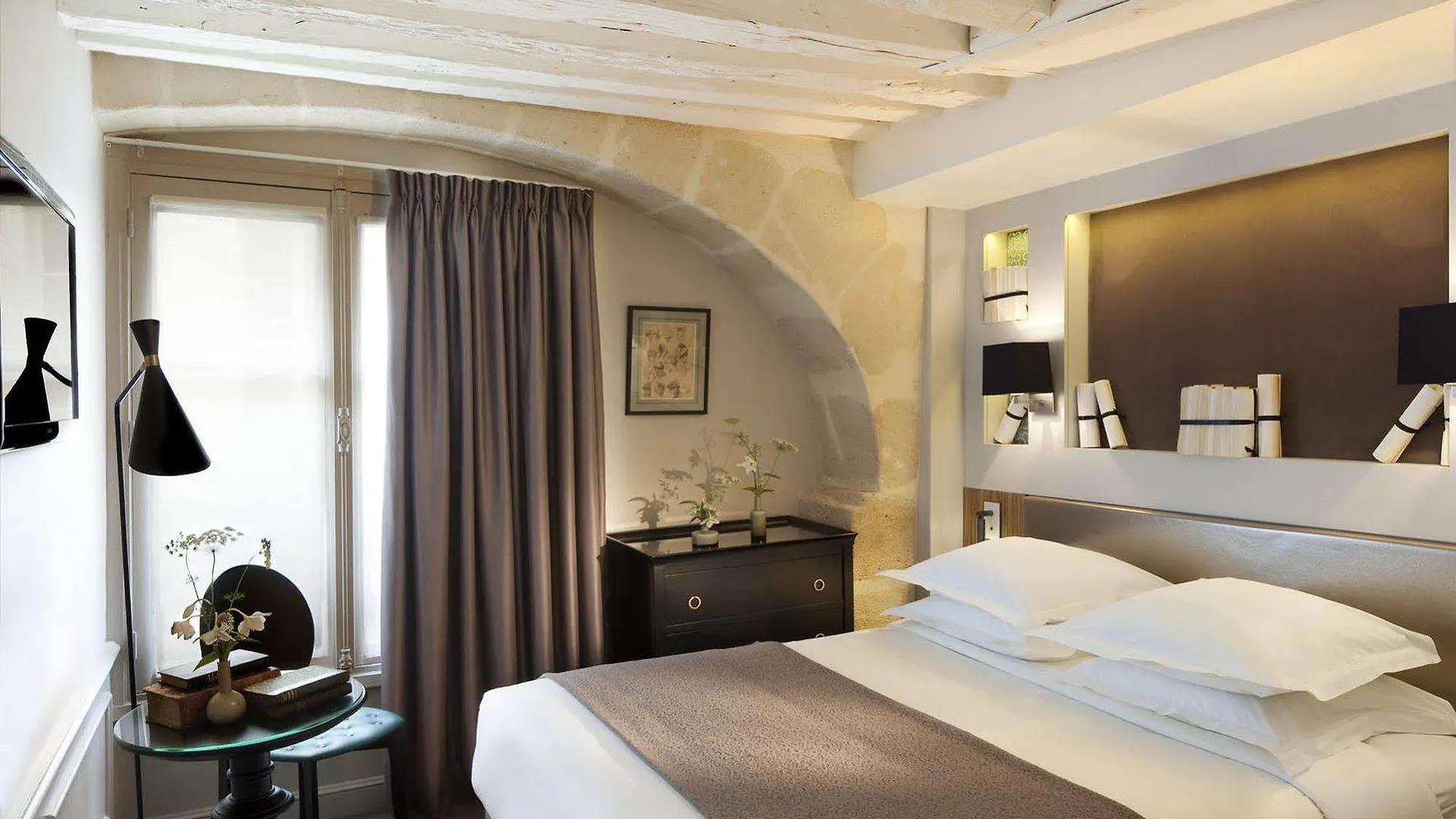 Verneuil Saint Germain 4* Paris